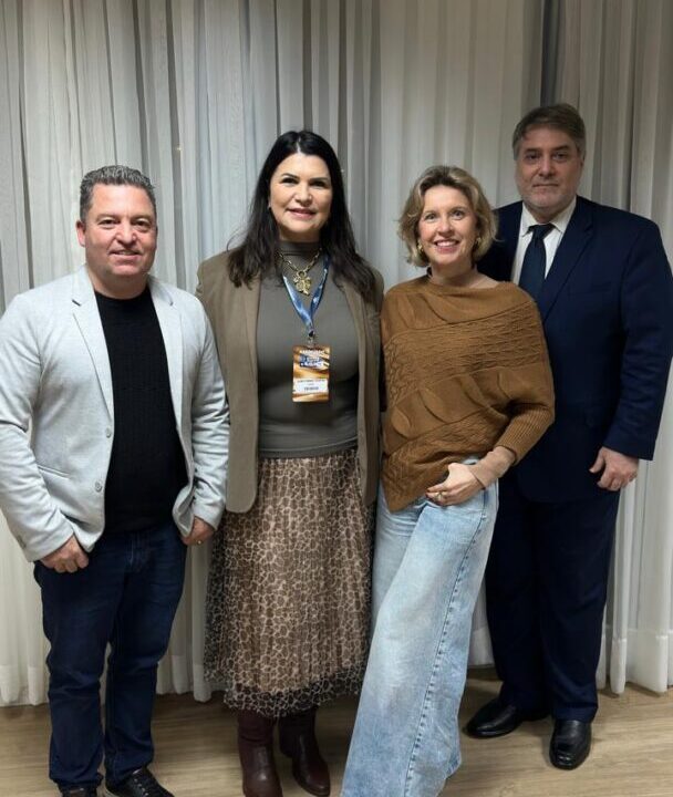 VivaBem fortalece representatividade em encontro da FBHA e marca presença na Encatho