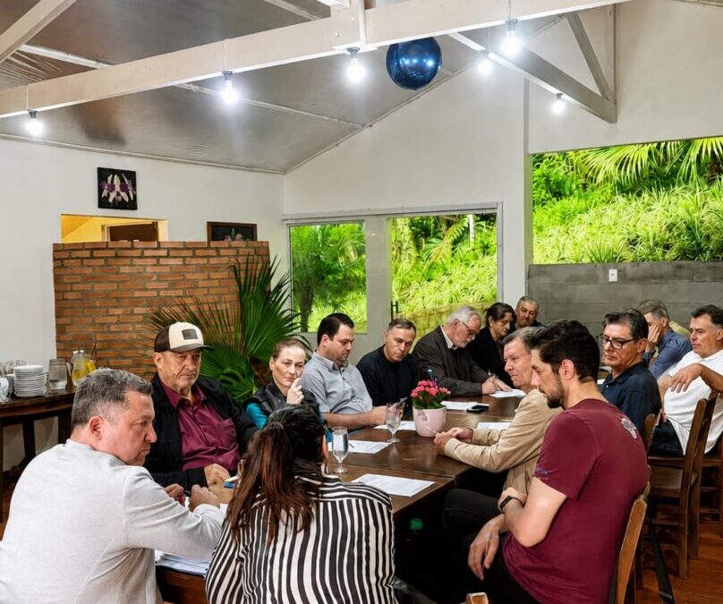 VivaBem reúne associados para discutir desafios do setor e preparação para o Natal